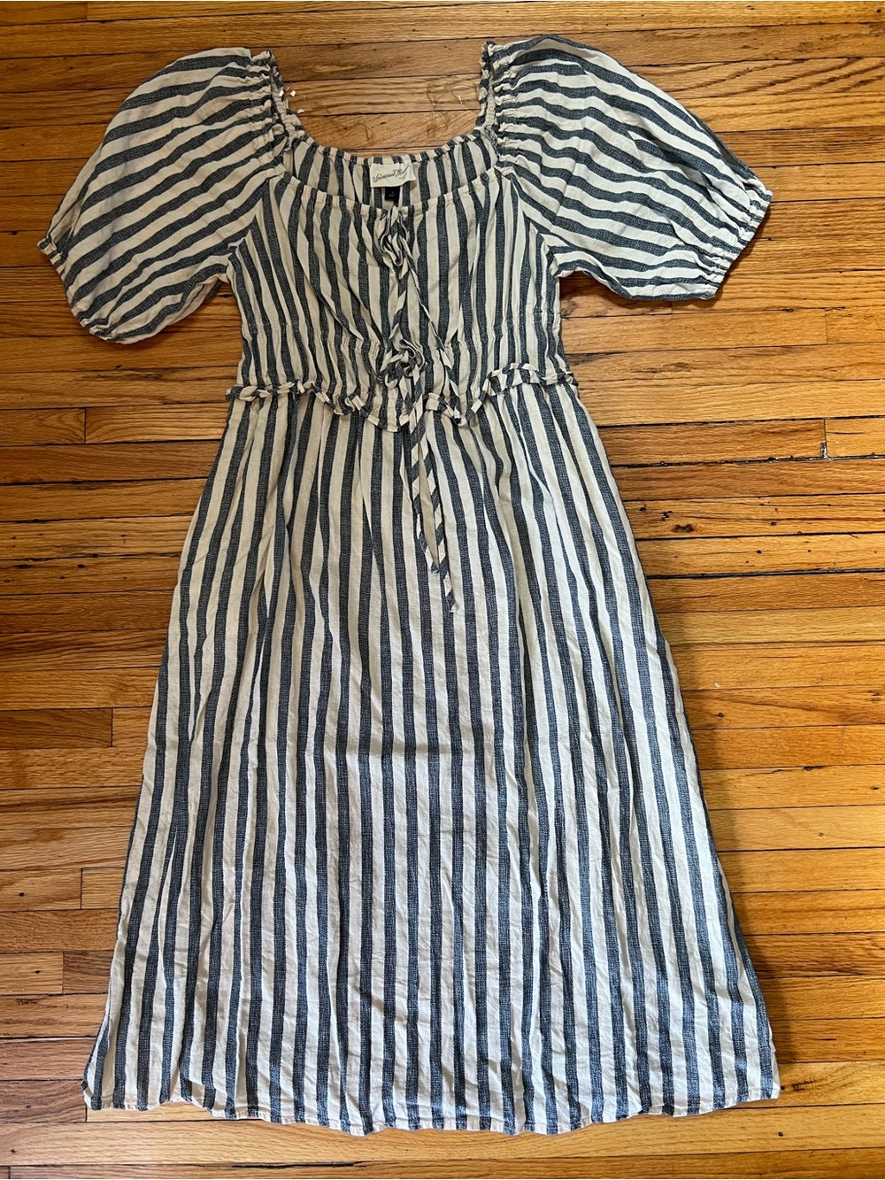 Universal Thread Blue and White Striped Midi Dress